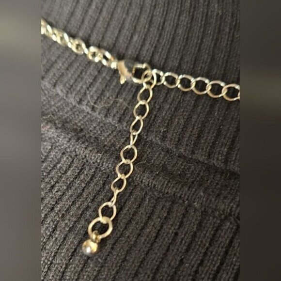 Paparazzi Reversible Drop Zone Purple/Cream Shiny Teardrop Necklace - Picture 8 of 8